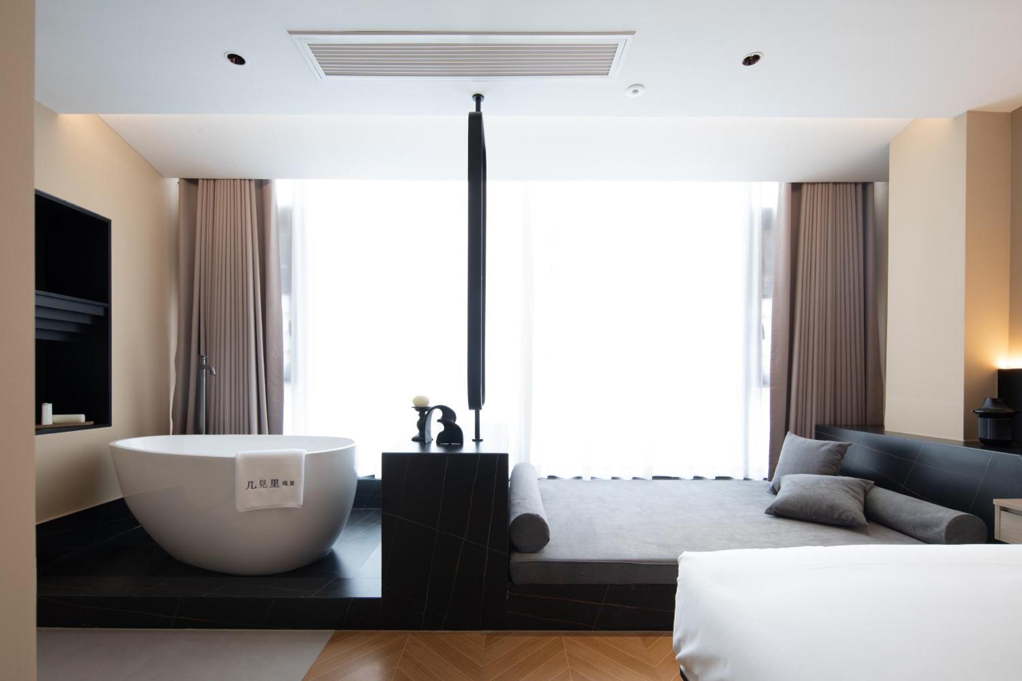 See You Soon At The Ritz Rose Summer Hotel Sanya Buitenkant foto